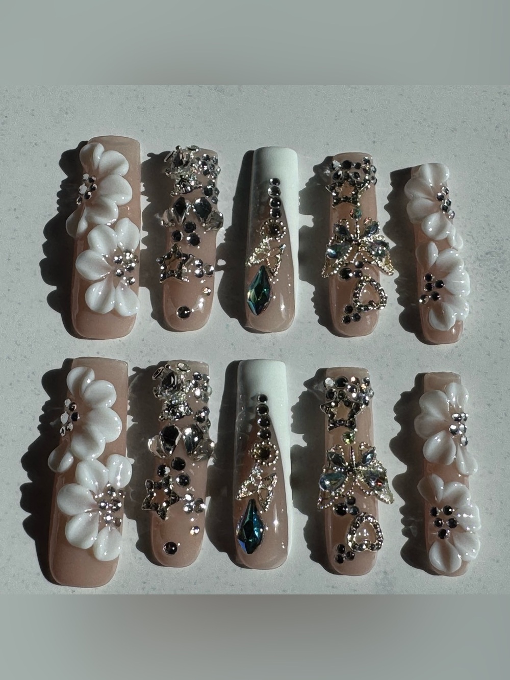 Nude & White 3D Floral Rhinestone Press-On Nails - Women Makeup